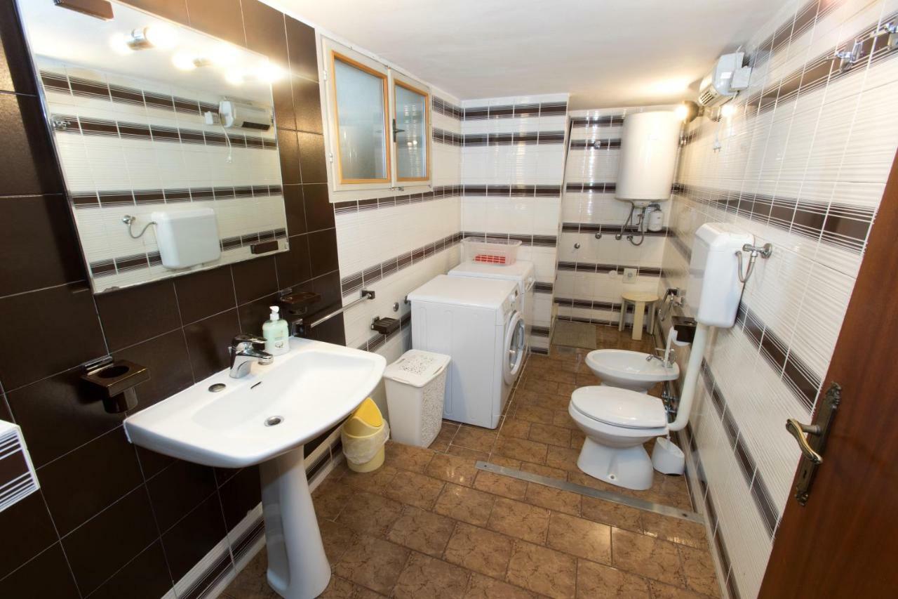 Sobe Pri Anici Hotel Koper Ngoại thất bức ảnh